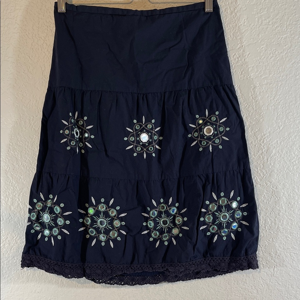 Ann Taylor LOFT Midi Skirt Straight Womens Size 4P Blue Cotton Embroidered Boho